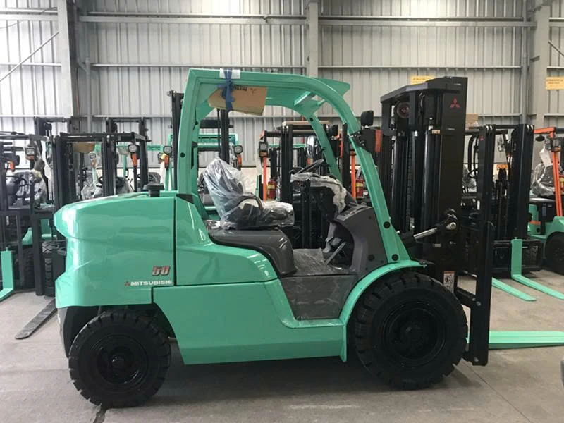 XE NÂNG DẦU MITSUBISHI 5 TẤN