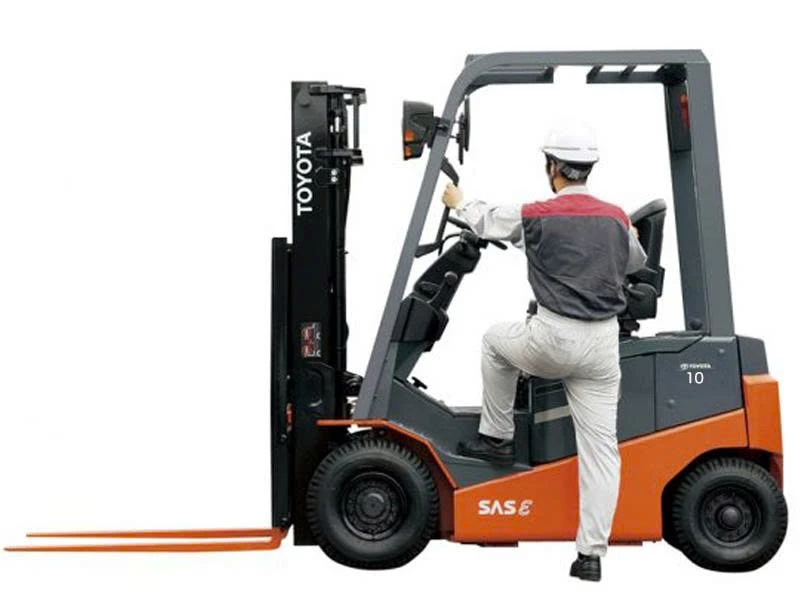 XE NÂNG ĐIỆN TOYOTA 1 TẤN 4 BÁNH NGỒI LÁI