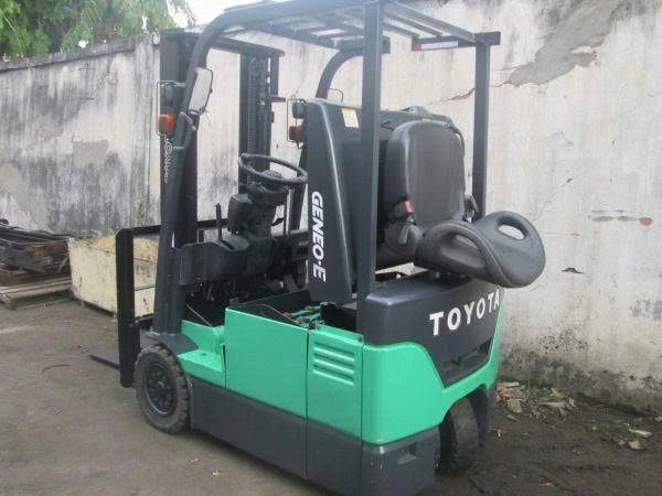 XE NÂNG ĐIỆN 3 BÁNH NGỒI LÁI 1.5 TẤN CŨ